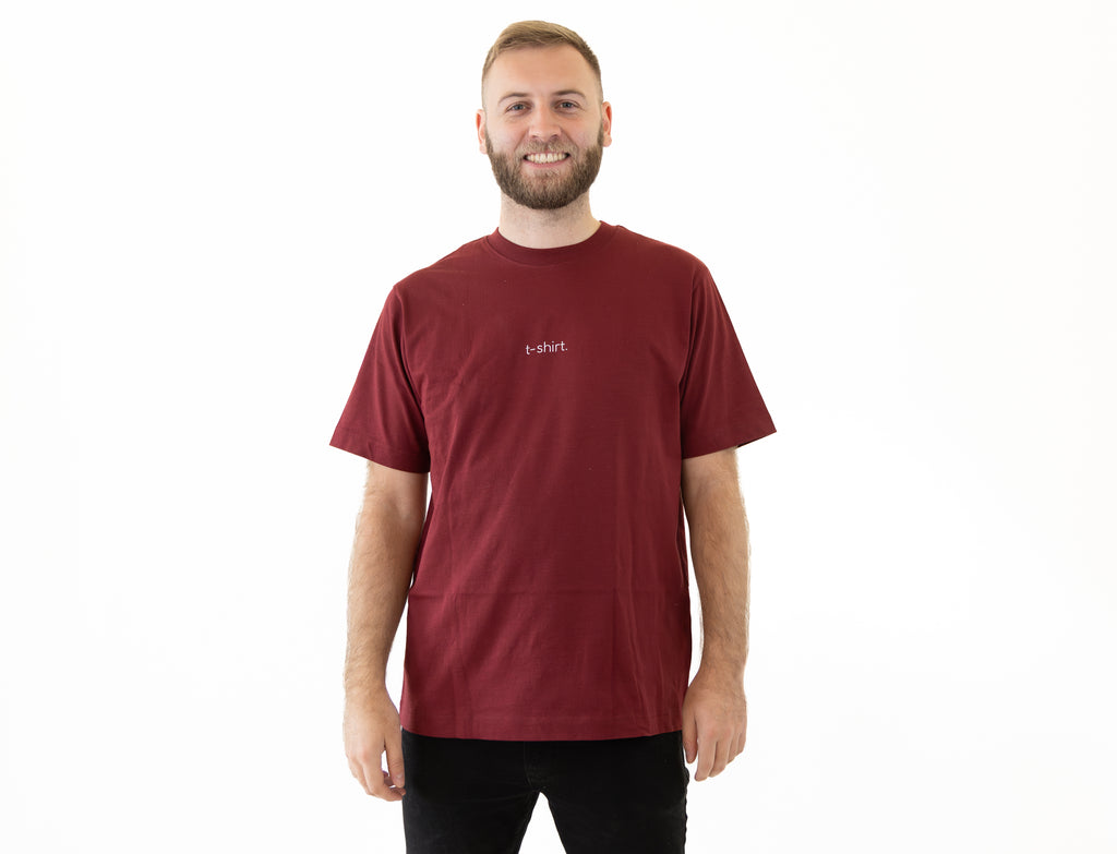 simple. t-shirt. burgundy.