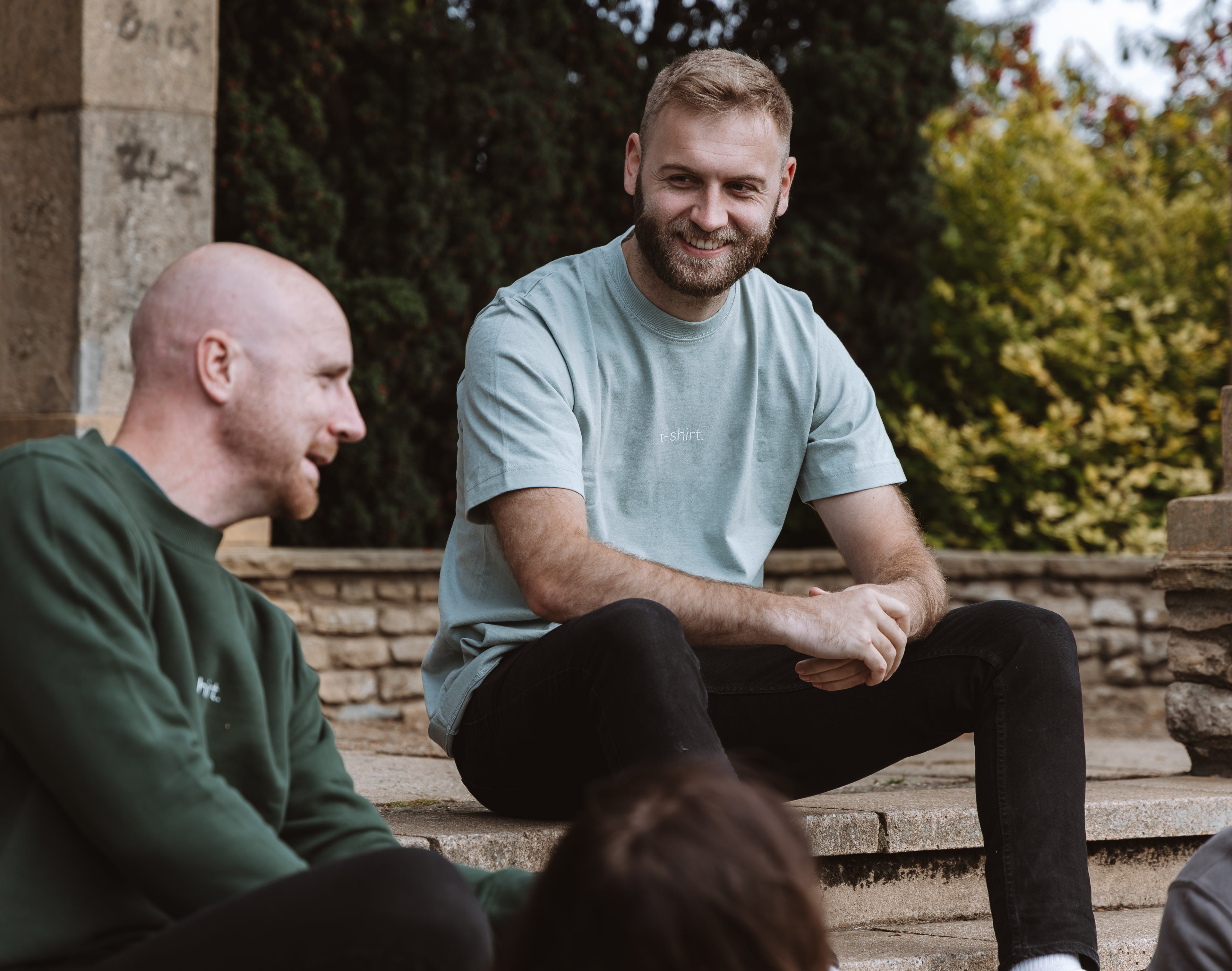 simple. t-shirt. aloe.