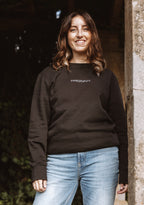 simple. sweatshirt. snug. black.