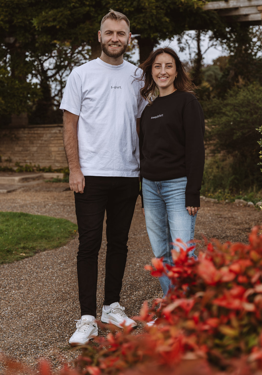 simple. t-shirt. white.