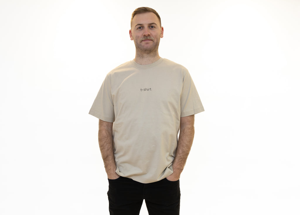 simple. t-shirt. desert-dust.