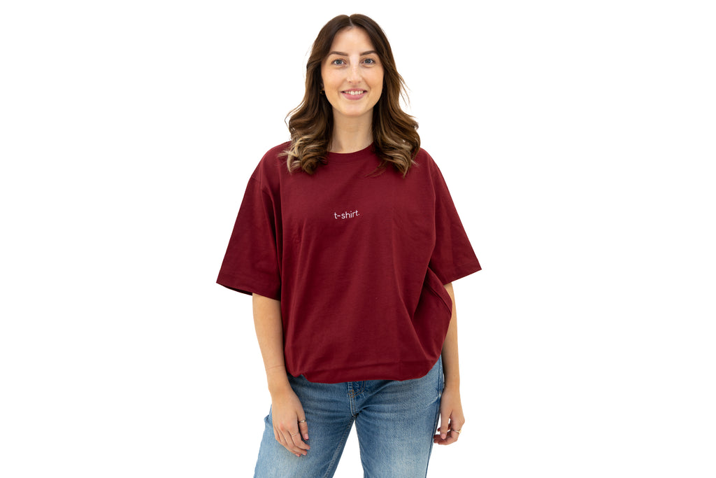simple. t-shirt. burgundy.