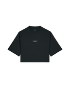 simple. cropped t-shirt. black.