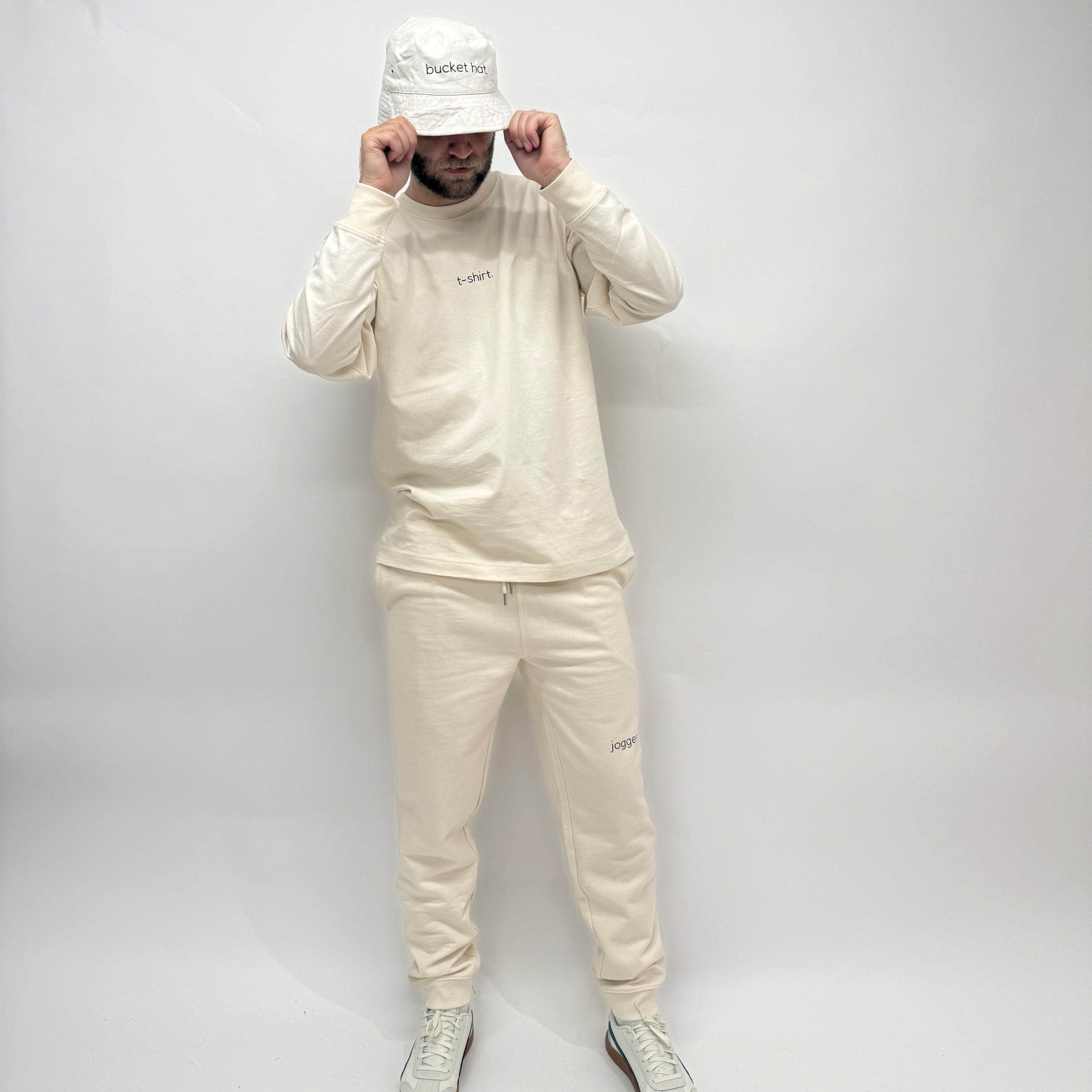 simple. bucket hat. natural-raw.