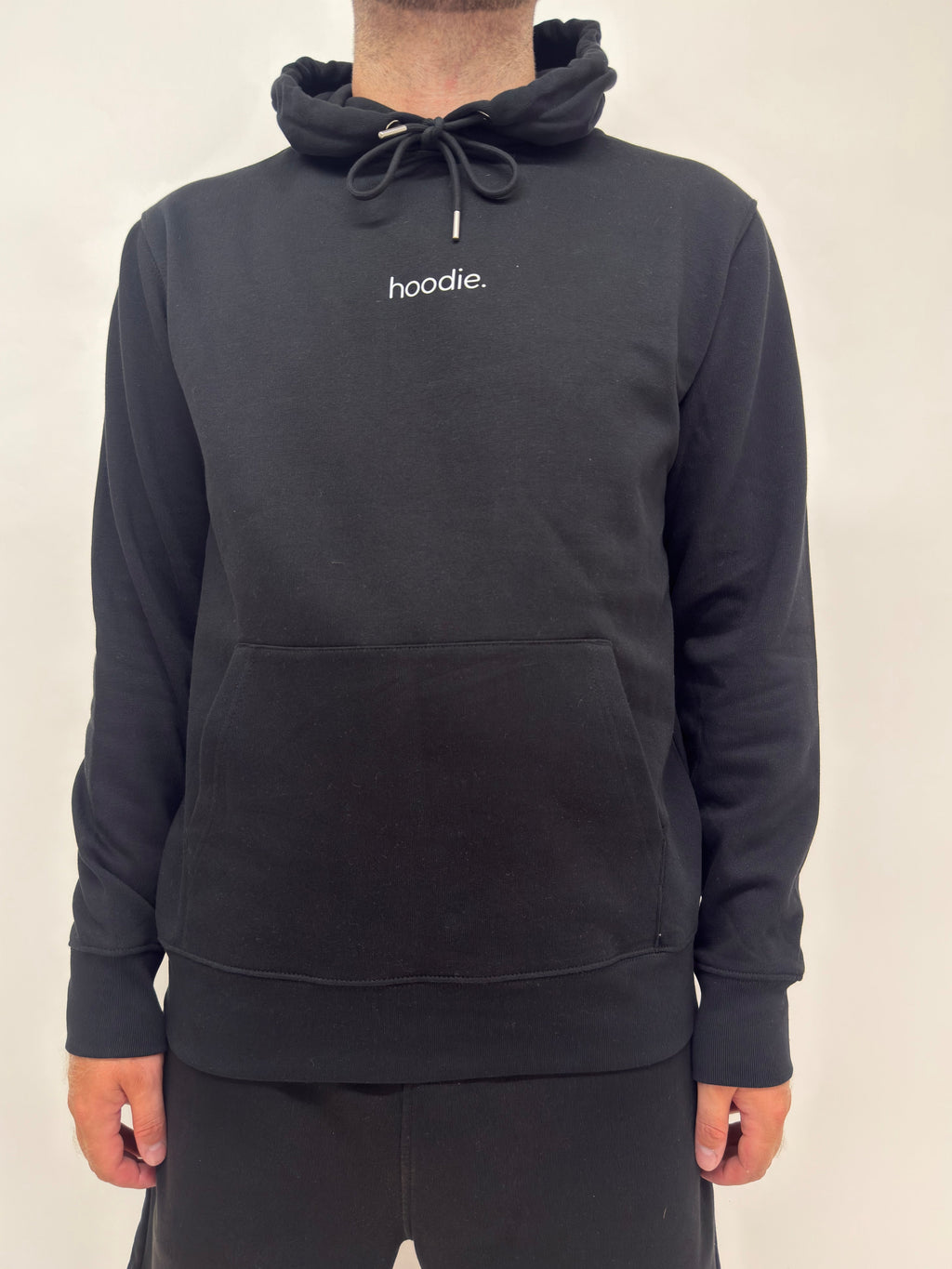 simple. hoodie. black.