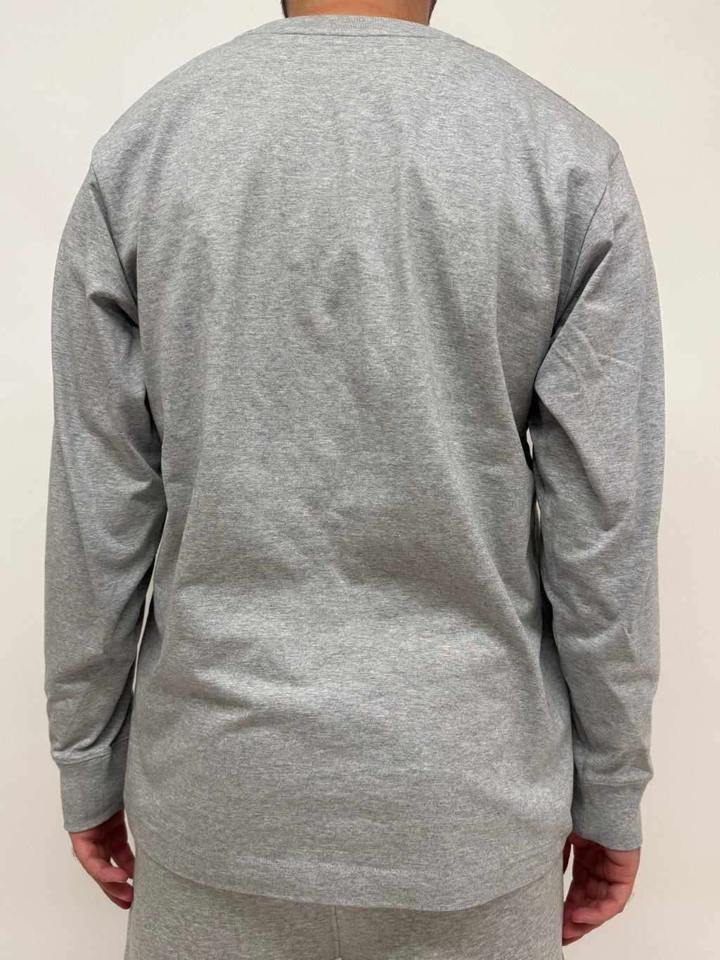 simple. long-sleeved t-shirt. heather-grey.