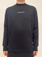 simple. sweatshirt. black.