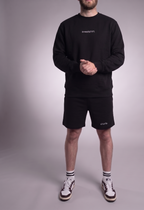 simple. sweatshirt. black.