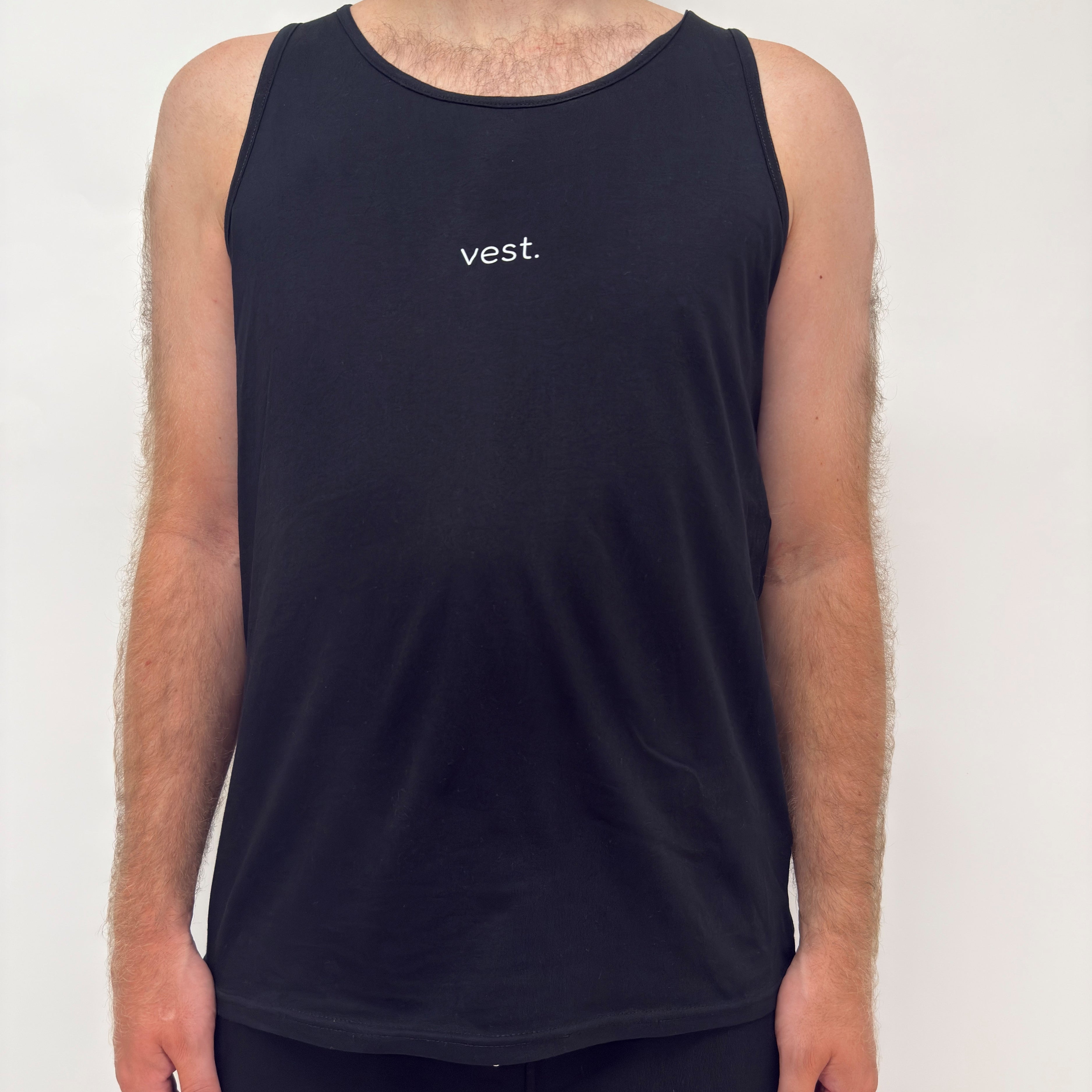 simple. relaxed vest. black.