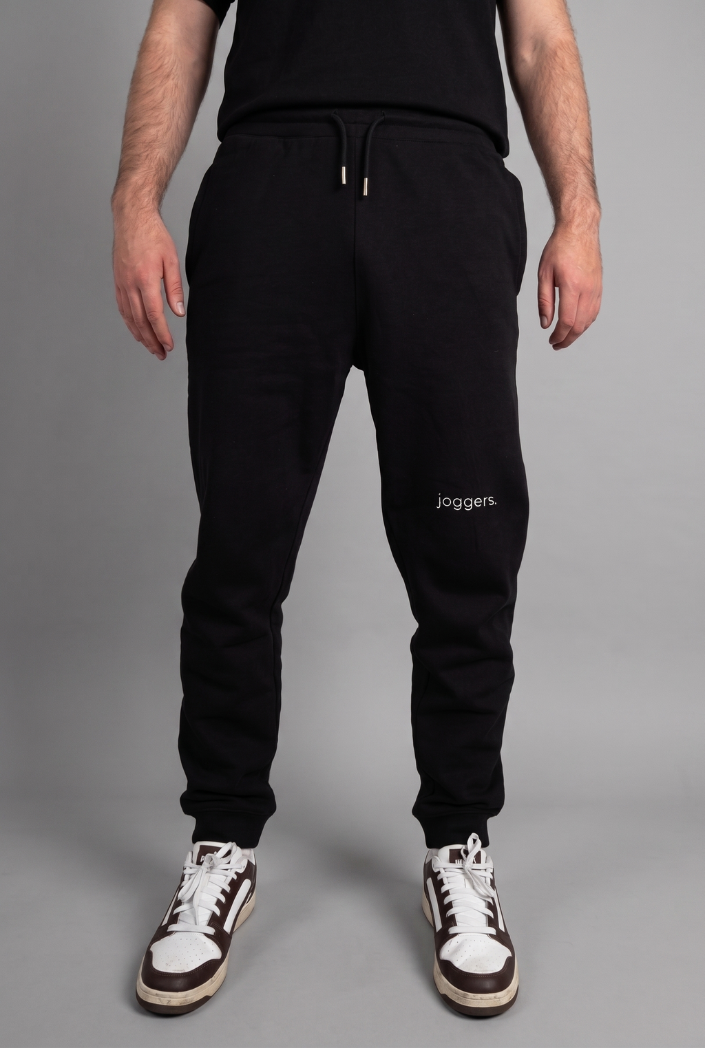 simple. cuffed joggers. black