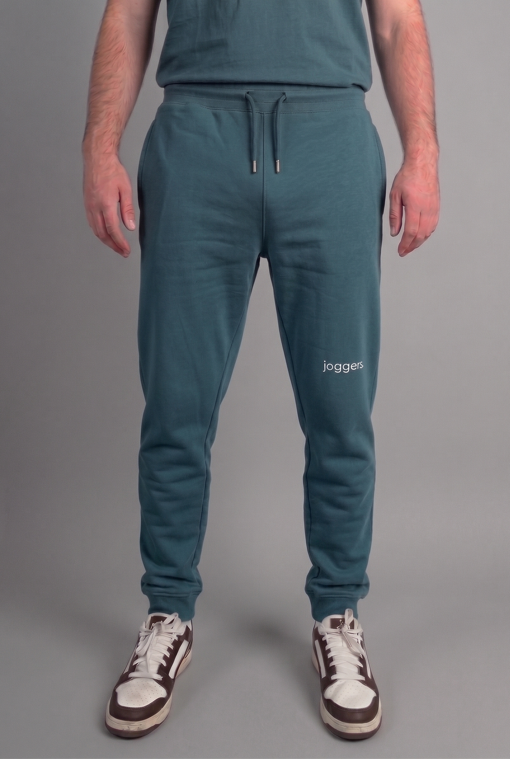 simple. cuffed joggers. stargazer