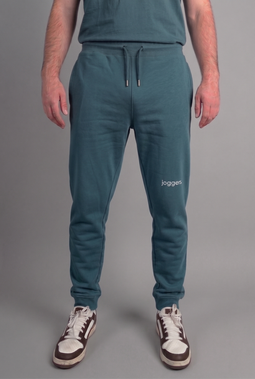 simple. cuffed joggers. stargazer.