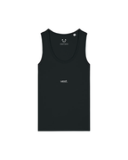 simple. fitted vest. black.